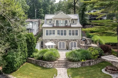 50 Lake Dr, New Milford, CT 06776