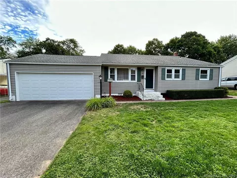 63 Grande Rd, East Hartford, CT 06118