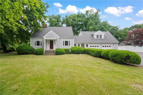 20 Birchwood Dr, Ansonia, CT 06401