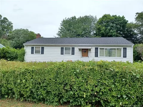 128 Ida Ave, Derby, CT 06418