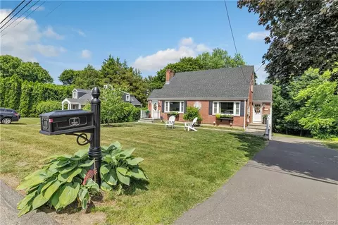17 Sherman Ave, Trumbull, CT 06611