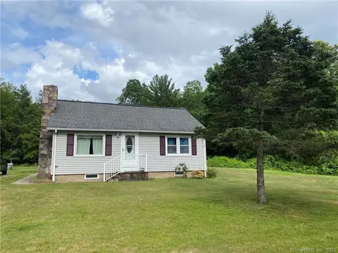 29 Goose Ln, Tolland, CT 06084
