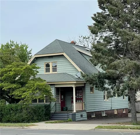 569 Main St, East Haven, CT 06512