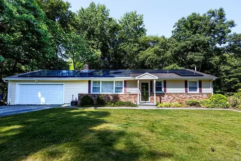 28 Andrew Dr, Shelton, CT 06484