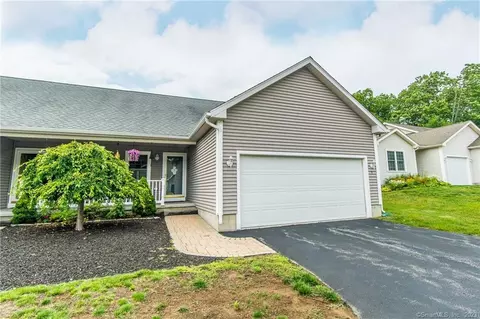 9 Bluebird Ln #9, Killingly, CT 06241