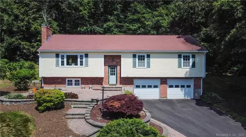 258 New Rd, Avon, CT 06001