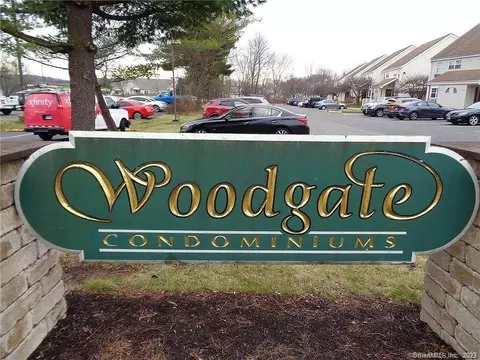 1251 Washington St #5, Middletown, CT 06457
