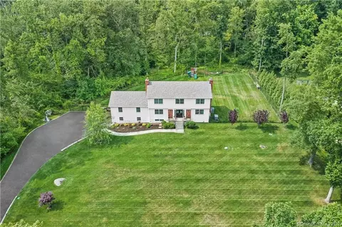 103 Echo Hill Dr, Stamford, CT 06903