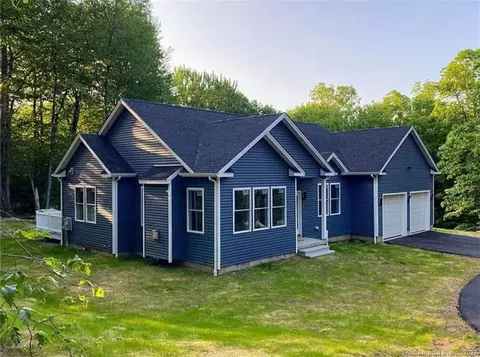 3 East West Hill Road, Barkhamsted, CT 06063