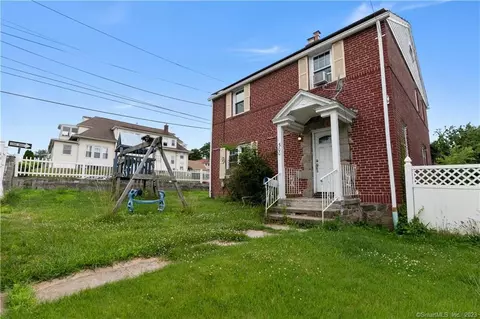 300 Summit St, Bridgeport, CT 06606