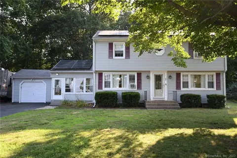 23 Milton Rd, Waterford, CT 06375
