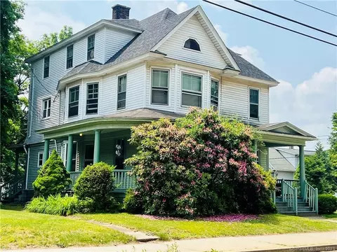 370 Valley St, Windham, CT 06226