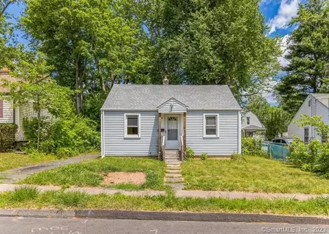 64 E Burnham St, Hartford, CT 06112