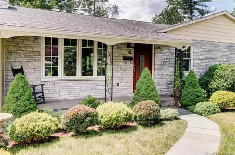 244 Fairlawn Dr, Torrington, CT 06790
