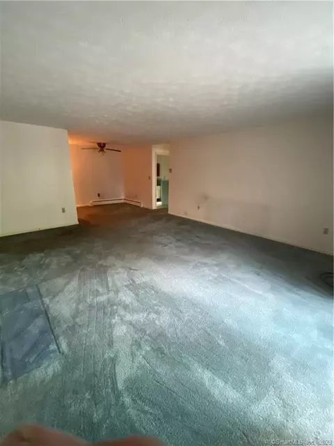 1186 Middle Tpke W #B1, Manchester, CT 06040
