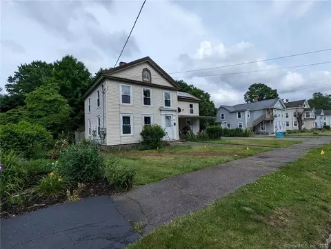 98 Meadow St, Winchester, CT 06098