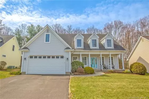 14 Nutmeg Dr #14, Somers, CT 06071