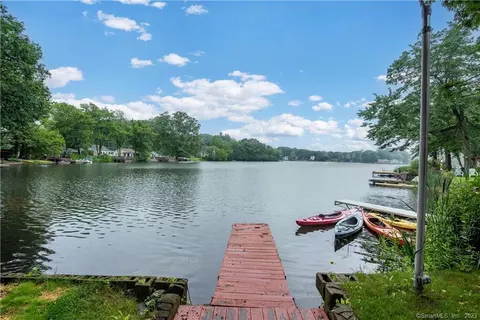 13 Lakeview Dr, Ashford, CT 06278