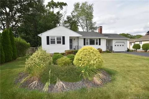 150 John St, Newington, CT 06111