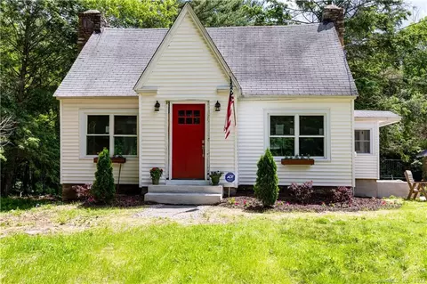 447 Brewster St, Coventry, CT 06238