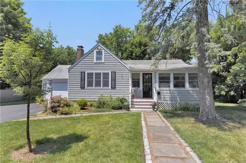 1 Carlisle St, Norwalk, CT 06850