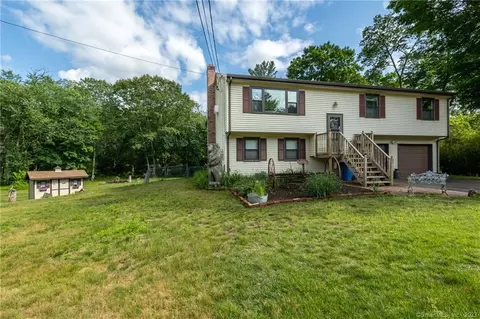 7 S River Rd, Tolland, CT 06084