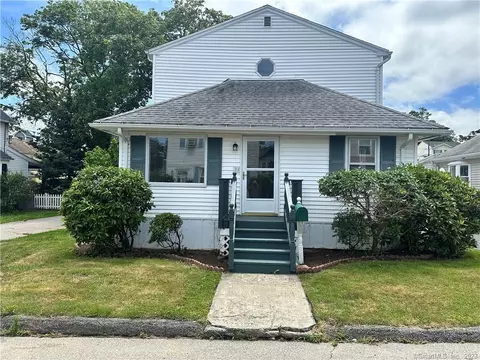 34 Wildwood Ave, Milford, CT 06460