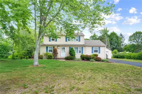 9 North Ave, North Haven, CT 06473