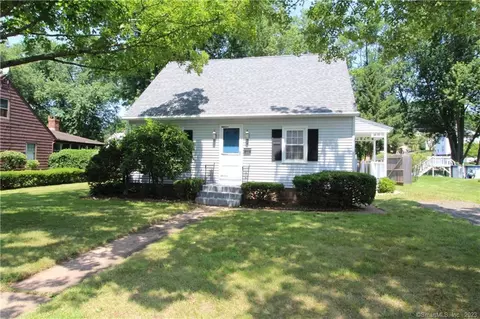 6 Foley Rd, Portland, CT 06480