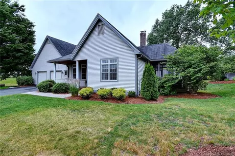 503 Hawthorne Ln #503, Windsor, CT 06095