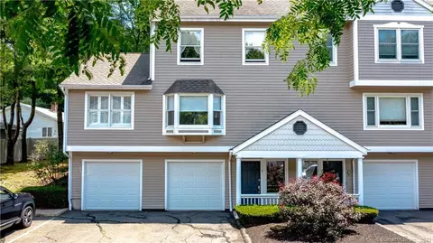 536 Redstone Hill Rd #1, Bristol, CT 06010