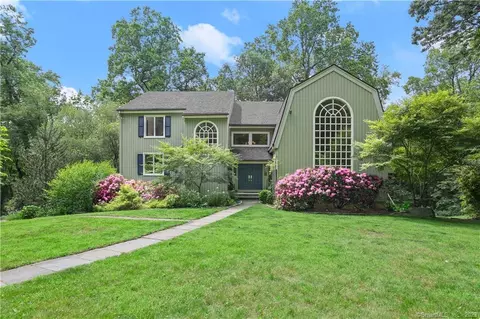 210 Bible St, Greenwich, CT 06807