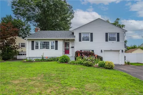 1515 New Britain Ave, West Hartford, CT 06110