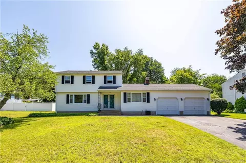 68 Pezzente Ln, East Hartford, CT 06108
