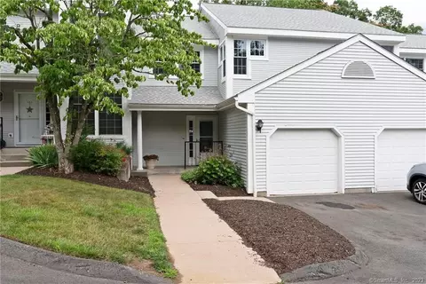 104 Blue Grass Ct #104, Rocky Hill, CT 06067