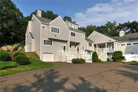 5 Country Pl #5, Shelton, CT 06484