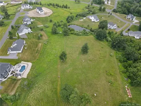 40 Mountain Top Pass, Burlington, CT 06013