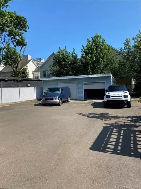 16 Clay St, New Haven, CT 06513