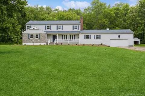 11 Wieting Rd, New Milford, CT 06776