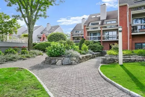 7 River Rd #304, Cos Cob, CT 06807