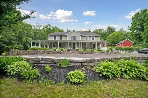 74 Mygatt Rd, New Preston, CT 06777