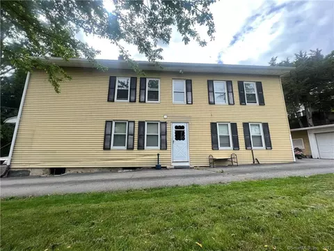 9 Raynes Ct, Windham, CT 06226