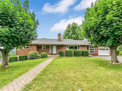 131 Tucker Ave, Watertown, CT 06779