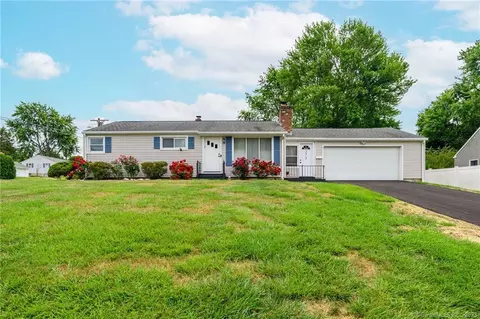 273 Pearl St, Enfield, CT 06082