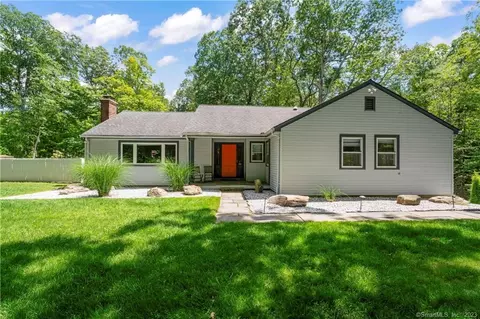 47 Parry Rd, Stamford, CT 06907