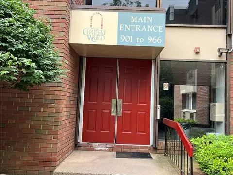 922 High Path Rd #922, Windsor, CT 06095