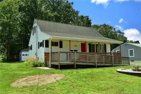 13 Robbin Rd, Enfield, CT 06082