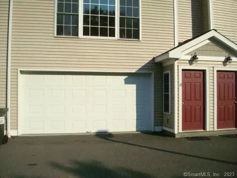 32 Oil Mill Rd #33, Danbury, CT 06810