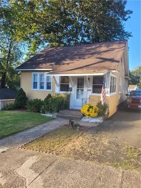 159 Summer St, Meriden, CT 06451
