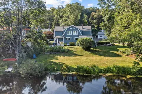 75 Portland Ave, Redding, CT 06896